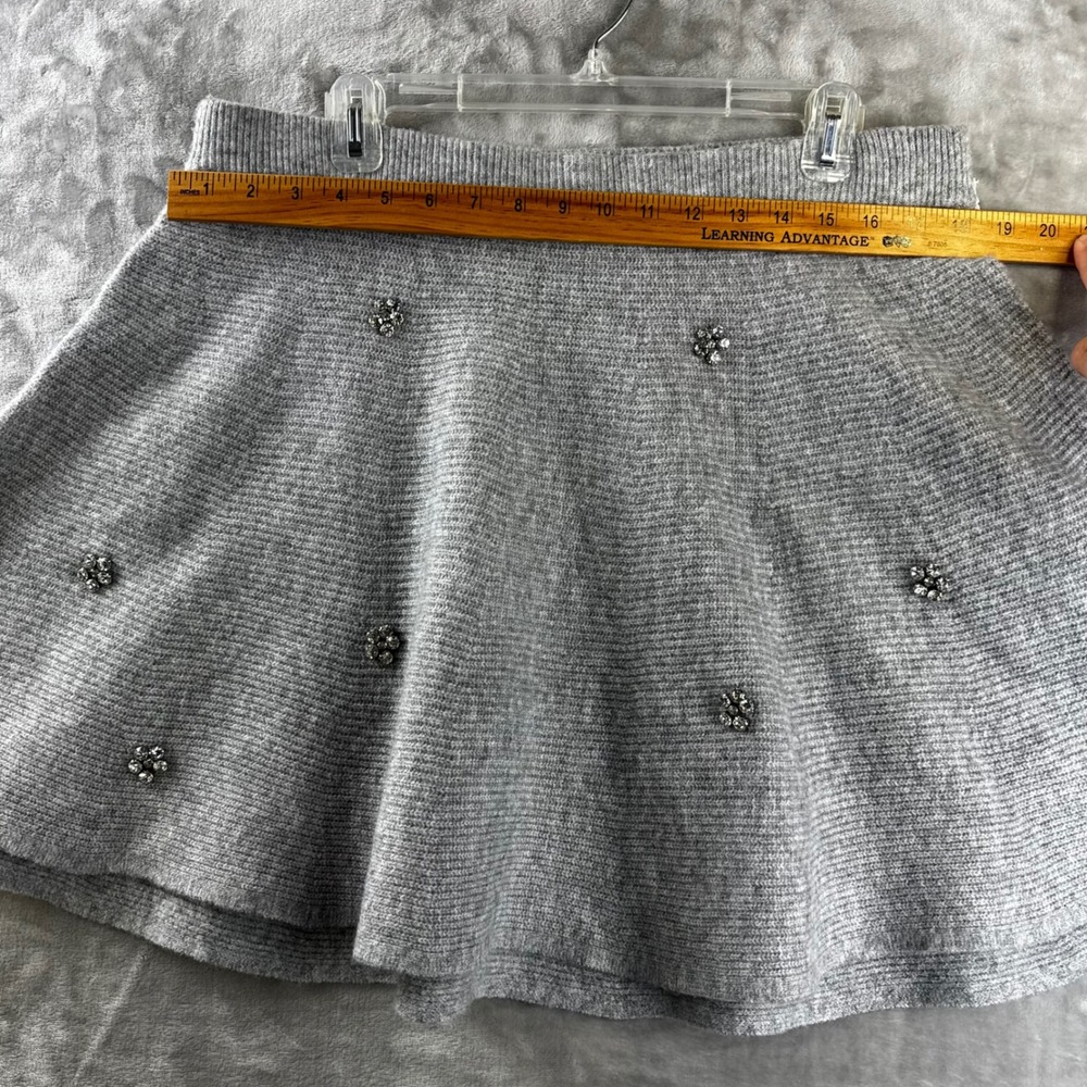 Free Assembly Mini Sweater Skirt Womens L Gray Rhinestone Ribbed Knit (1733) - Picture 9 of 12